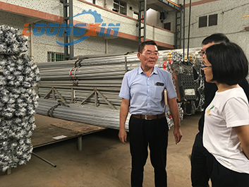 Longxin pipe cutting machine manufacturer Visit stainless steel pipe factory