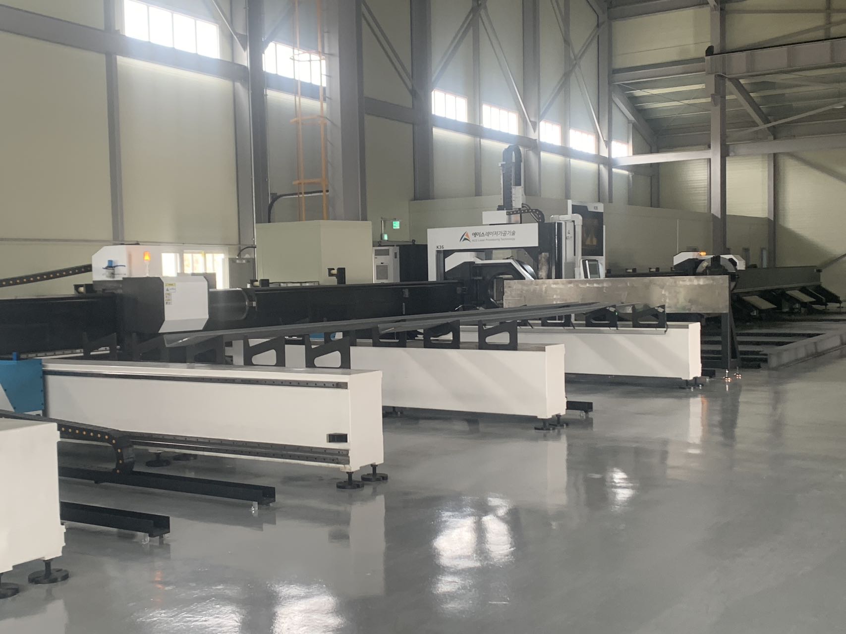 Successful Installation of LX-K36 heavy duty Laser Pipe Cutting Machine Injects New Vitality into the Shipbuilding Industry