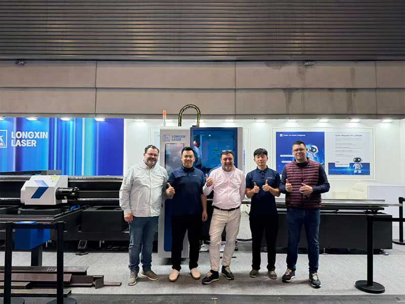 Longxin Debuts at Spain's BIEMH Exhibition, Embarking on a New Smart Manufacturing Journey with Global Clients Toward 2026