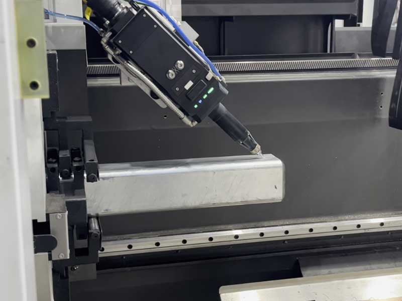 Laser Cutting Galvanized Steel Pipe | LONX T24 Three Chuck Laser Tube Cutter Laser Cutting Galvanized Steel Pipe | LONX T24 Three Chuck Laser Tube Cutter