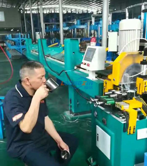 Choose Longxin intelligent automatic pipe cutting machine, the working method is different
