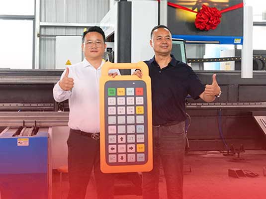 Smart Manufacturing New Chapter: Longxin Laser T35 Heavy-Duty Pipe Laser Cutting Machine Delivered in Yangzhou, Ushering in a New Era of Mechanical Manufacturin