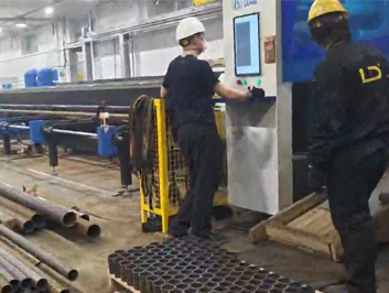 How LX-T28 Revolutionized Large-Diameter Pipe Processing in the Valve Industry